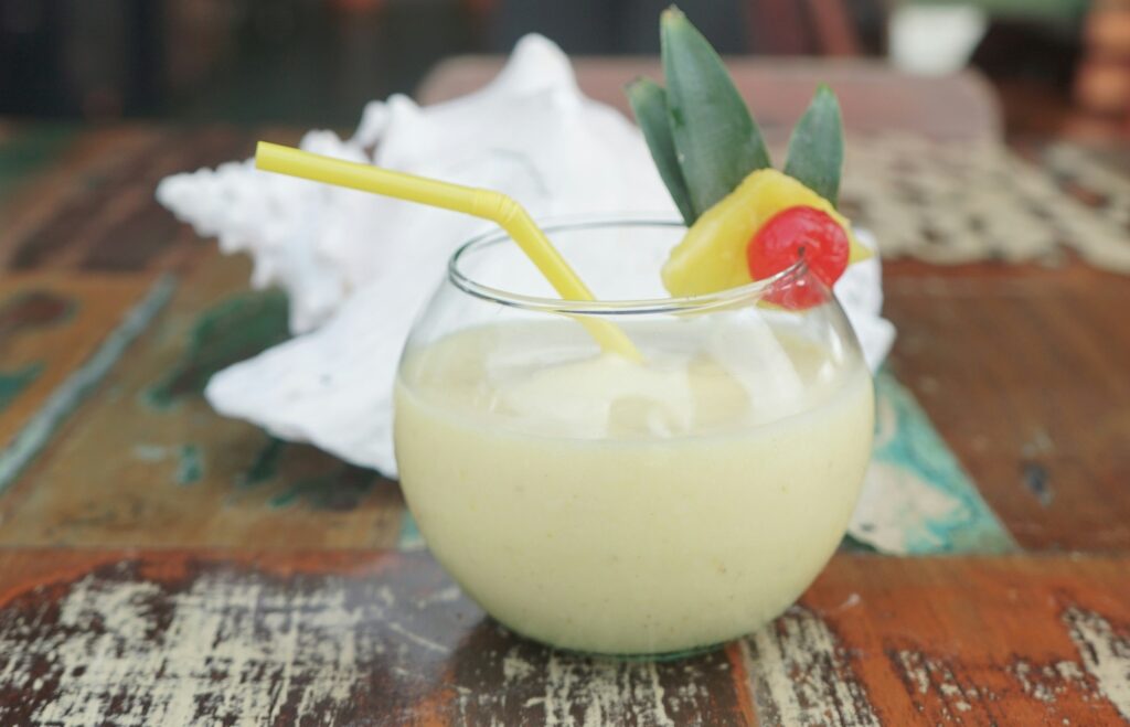 Walking tour of Nassau - Try a Piña Colada at the Distillery